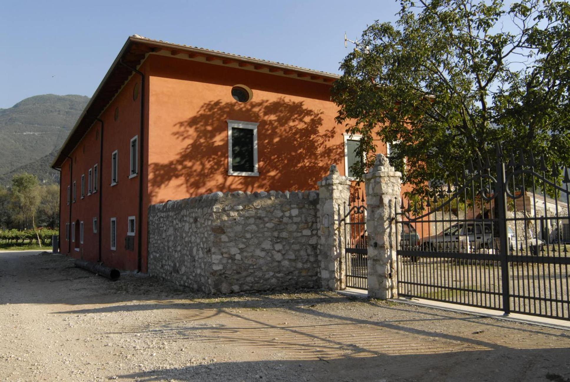Agriturismo Al Palazzo Rivalta di Brentino Buitenkant foto